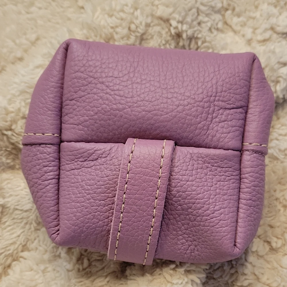 Portland Leather Howler Pouch - Picture 5 of 7